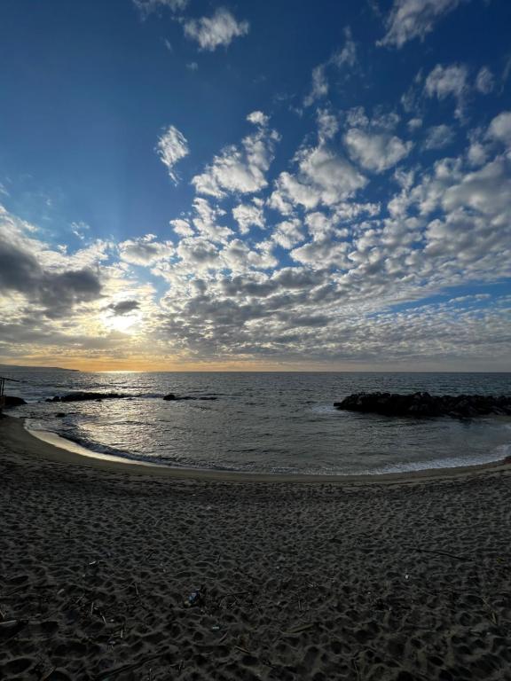Spiaggia di Piedigrotta vicino alla struttura